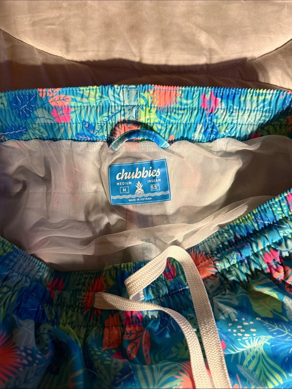 Men's Tropical Leaf Print chubbies swim trunks